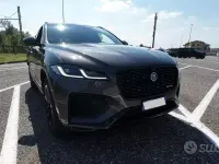 Usata Jaguar F-Pace R-Dynamic 204 CV (150 kW) 2021 Grigio SUV