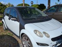 Usata Smart ForFour 95 CV (69 kW) 2005 Bianco Utilitaria