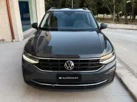 Usata VW Tiguan Life 150 CV (110 kW) 2023 Grigio scuro SUV