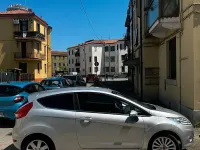 Usata Ford Fiesta Titanium 82 CV (60 kW) 2009 Grigio Berlina