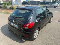 Usata Peugeot 206 60 CV (44 kW) 2010 Nero Berlina