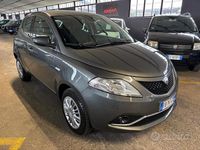 Usata Lancia Ypsilon Platinum 85 CV (62 kW) 2016 Grigio Utilitaria