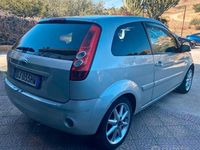 Usata Ford Fiesta 2007 Grigio Berlina