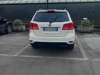 Usata Fiat Freemont 140 CV (102 kW) 2011 Bianco SUV