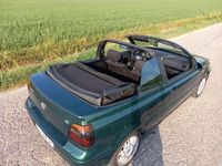 Usata VW Golf Cabriolet Classicline 101 CV (74 kW) 1998 Verde Cabrio