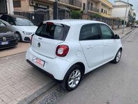 Usata Smart ForFour Passion 71 CV (52 kW) 2017 Bianco Utilitaria