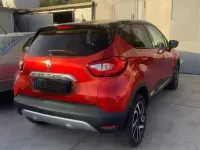 Usata Renault Captur 90 CV (66 kW) 2015 Rosso SUV
