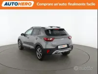 Usata Kia Stonic GT-Line 120 CV (88 kW) 2023 Grigio SUV