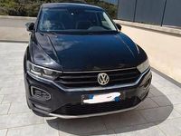 Usata VW T-Roc 150 CV (110 kW) 2018 Nero SUV