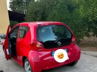 Usata Toyota Aygo 69 CV (50 kW) 2006 Rosso Utilitaria