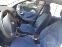 Usata Fiat Stilo 103 CV (75 kW) 2001 Bluazzurro Utilitaria