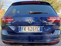 Usata VW Passat Executive 150 CV (110 kW) 2017 Blu/azzurro Station wagon