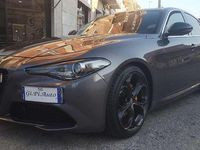 Usata Alfa Romeo Giulia 179 CV (131 kW) 2016 Grigio Berlina