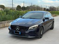 Usata Mercedes CLA200 Premium 136 CV (100 kW) 2017 Blu Coupé
