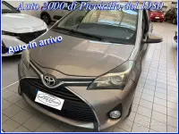 Usata Toyota Yaris 69 CV (50 kW) 2015 Grigio Utilitaria
