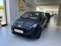 Usata Hyundai i10 67 CV (49 kW) 2023 Grigio scuro metallizzato Utilitaria