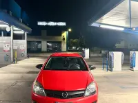 Usata Opel Astra GTC 90 CV (66 kW) 2007 Rosso Berlina