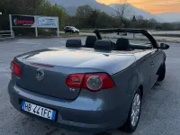 Usata VW Eos 122 CV (89 kW) 2010 Grigio Cabrio