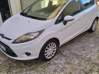 Usata Ford Fiesta 70 CV (51 kW) 2011 Bianco Utilitaria
