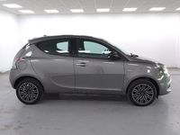 Usata Lancia Ypsilon Gold 69 CV (50 kW) 2022 Grigio Utilitaria