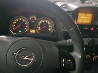 Usata Opel Zafira Comfort 97 CV (71 kW) 2003 Monovolume