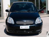 Usata Toyota Yaris 75 CV (55 kW) 2004 Nero Berlina