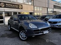 Usata Porsche Cayenne 250 CV (183 kW) 2006 Grigio SUV