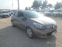 Usata Renault Clio GrandTour 90 CV (66 kW) 2015 Bianco Station wagon