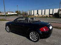 Usata Audi TT Roadster 150 CV (110 kW) 2003 Nero Cabrio