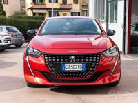 Usata Peugeot 208 Allure 100 CV (73 kW) 2022 Rosso Utilitaria