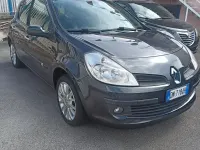 Usata Renault Clio II Dynamique 75 CV (55 kW) 2008 Grigio Berlina