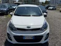 Usata Kia Rio 75 CV (55 kW) 2016 Bianco Utilitaria