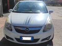 Usata Opel Corsa 69 CV (50 kW) 2010 Bianco Berlina