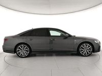 Usata Audi A8 Ambiente 462 CV (339 kW) 2024 Grigio Berlina