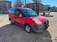 Usata Fiat Doblò 105 CV (77 kW) 2011 Rosso Monovolume