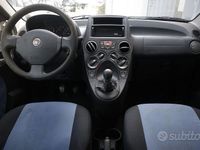 Begagnad Fiat Panda Dynamic 60 HK (44 kW) 2009 Grå Halvkombi