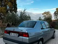 Usata Alfa Romeo 155 126 CV (92 kW) 1993 Grigio Berlina