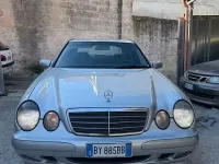 Usata Mercedes E270 Classic 150 CV (110 kW) 2002 Grigio Berlina