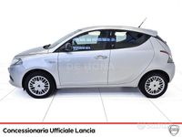 Usata Lancia Ypsilon Gold 69 CV (50 kW) 2017 Grigio Utilitaria