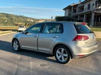 Usata VW Golf VII 110 CV (80 kW) 2015 Grigio Utilitaria