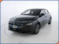 Nuova Lancia Ypsilon 101 CV (74 kW) 2025 Nero Utilitaria