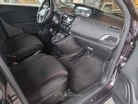 Usata Lancia Ypsilon 84 CV (61 kW) 2014 Viola Utilitaria