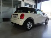 Usata Mini ONE 75 CV (55 kW) 2015 Beige Utilitaria