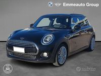 Usata Mini Cooper D 116 CV (85 kW) 2019 Nero Utilitaria