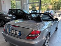 Usata Mercedes SLK200 184 CV (135 kW) 2010 Argento Cabrio
