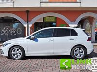 Usata VW Golf VIII Life 150 CV (110 kW) 2020 Bianco