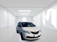 Usata Lancia Ypsilon Silver 69 CV (50 kW) 2020 Bianco Utilitaria