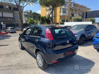 Usata Fiat Punto Street 77 CV (56 kW) 2015 Blu Utilitaria