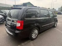 Usata Lancia Voyager 163 CV (119 kW) 2012 Nero Monovolume