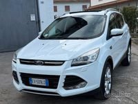 Usata Ford Kuga 163 CV (119 kW) 2014 Bianco SUV